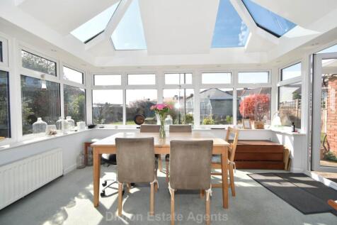 3 bedroom semi-detached bungalow for sale