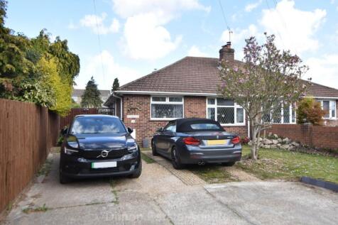 2 bedroom semi-detached bungalow for sale