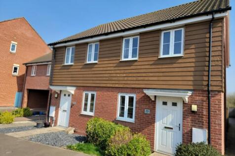 2 bedroom end of terrace house for sale