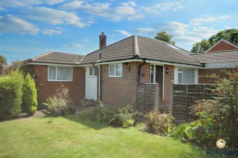 2 bedroom semi-detached bungalow for sale