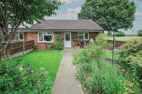 2 bedroom semi-detached bungalow for sale