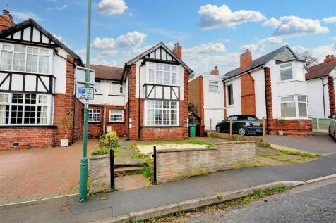 Varden Avenue, Beeston, Nottingham 3 bed semi