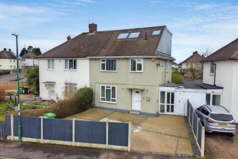 3 bedroom semi-detached house for sale