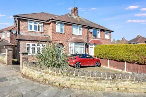 6 bedroom semi-detached house for sale