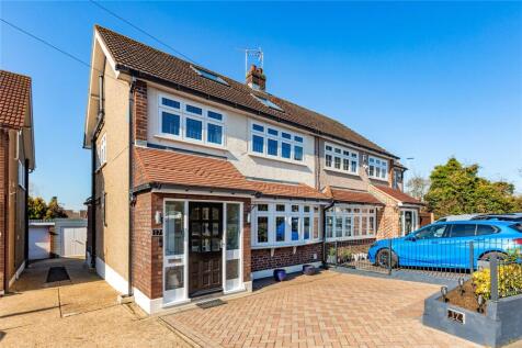 Surrey Drive, Hornchurch, RM11 4 bed semi