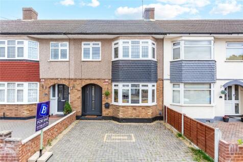 South Hall Drive, Rainham, RM13 3 bed terraced house for sale