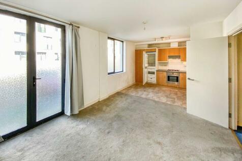 1 bedroom flat for sale