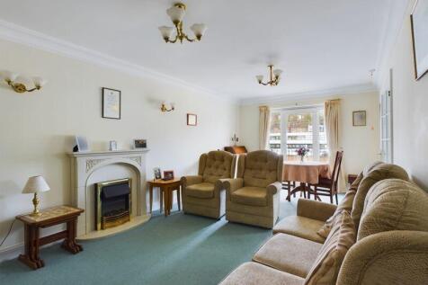 CATERHAM VALLEY 2 bed retirement property for sale