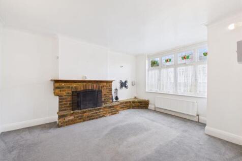 WILLIAM ROAD, CATERHAM ON THE HILL 4 bed terraced house for sale
