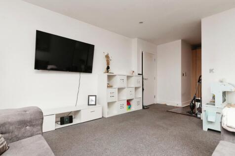 1 bedroom flat for sale