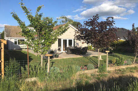 4 bedroom chalet for sale