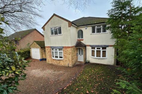 5 bedroom detached house for sale