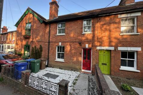 3 bedroom cottage for sale