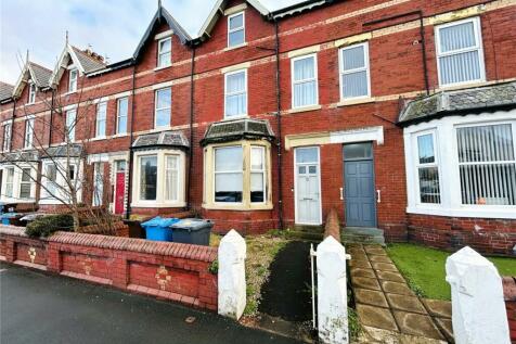 5 bedroom terraced house for sale