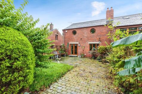 4 bedroom barn conversion for sale