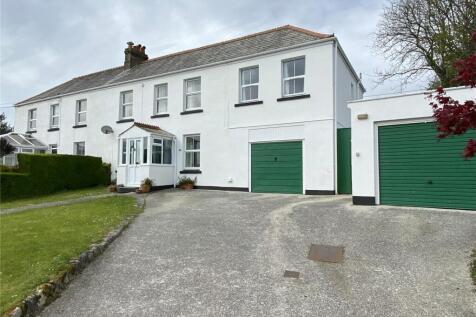5 bedroom house for sale