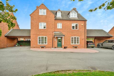 5 bedroom detached house for sale