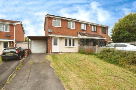 2 bedroom semi-detached house for sale