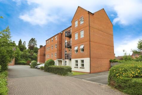 3 bedroom flat for sale