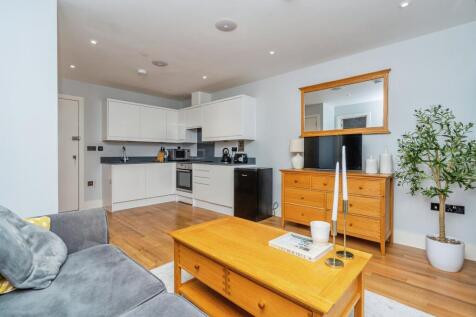 1 bedroom flat for sale