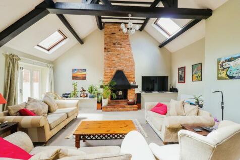 4 bedroom barn conversion for sale