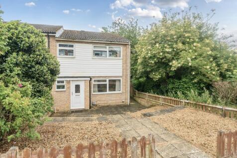 Finch Walk, Flitwick, MK45 3 bed end of terrace house for sale