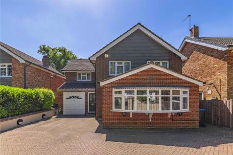 5 bedroom detached house for sale