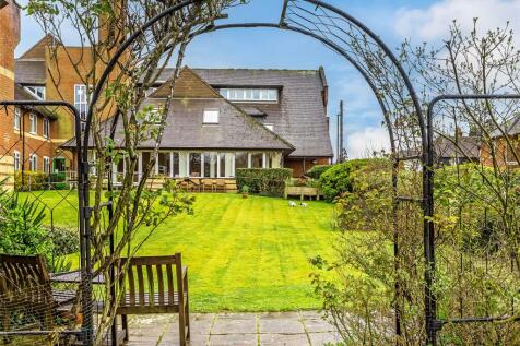 Canterbury Court, Station Road... 2 bed retirement property for sale