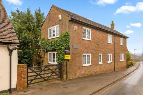 High Street, Bletchingley, Redhill... 3 bed detached house for sale