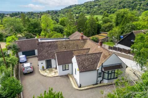 Wray Lane, Reigate, Surrey, RH2 4 bed detached house for sale