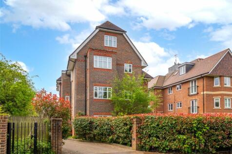 Hillview, 97 Doods Road, Reigate... 2 bed flat for sale