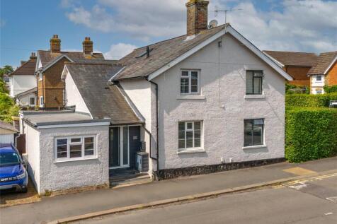 Nutley Lane, Reigate, Surrey, RH2 4 bed semi