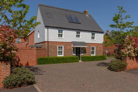 Woodman Way, Horley, Surrey, RH6 4 bed detached house for sale