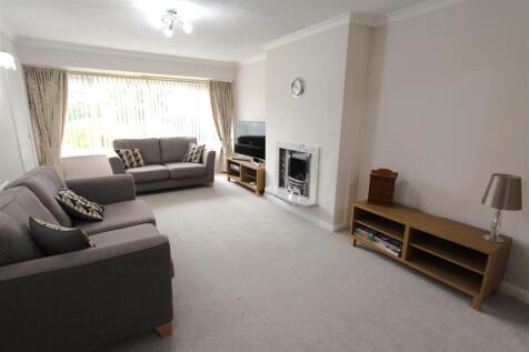 3 bedroom semi-detached bungalow for sale