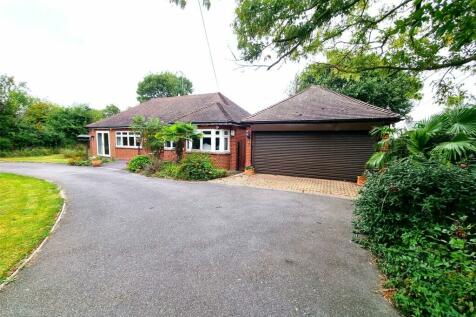 Old Heath Road, Southminster, Essex, CM0 3 bed bungalow for sale