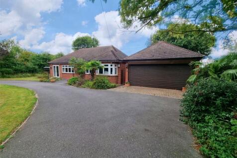 Old Heath Road, Southminster, Essex, CM0 3 bed bungalow for sale