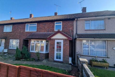Grimston Road, Basildon, Essex, SS14 3 bed terraced house for sale
