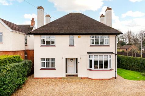 Wolverton Road, Newport Pagnell... 4 bed detached house for sale