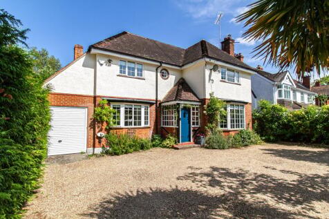 5 bedroom detached house for sale