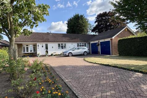 Courtneys, Wheldrake 5 bed detached bungalow for sale