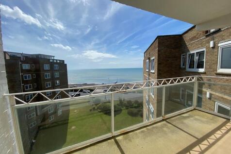 St Thomas, West Parade, Bexhill on Sea 2 bed flat for sale
