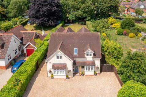 Grove Road, Sonning Common Reading RG4 4 bed detached house for sale