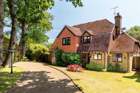 The Droveway, Haywards Heath 4 bed house for sale
