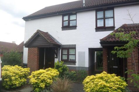 Englefield Close, Englefield Green TW20 2 bed end of terrace house for sale