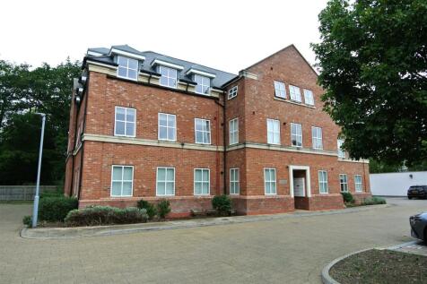 Great Charta Close, Englefield Green... 1 bed flat for sale