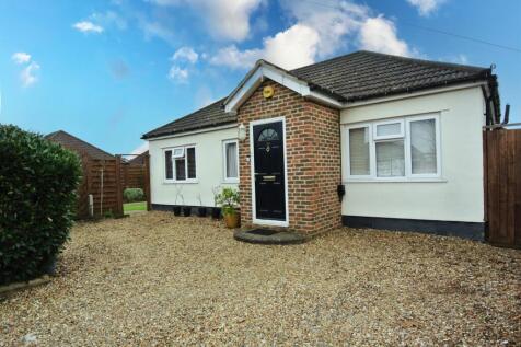 3 bedroom detached bungalow for sale