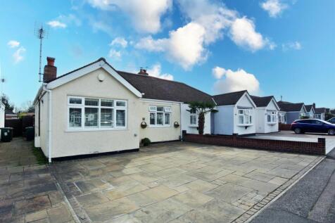 3 bedroom semi-detached bungalow for sale