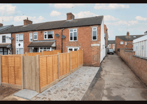 Queen Street, Earls Barton 3 bed end of terrace house for sale