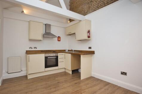 Westbury Road, Dover, CT17 1 bed flat for sale
