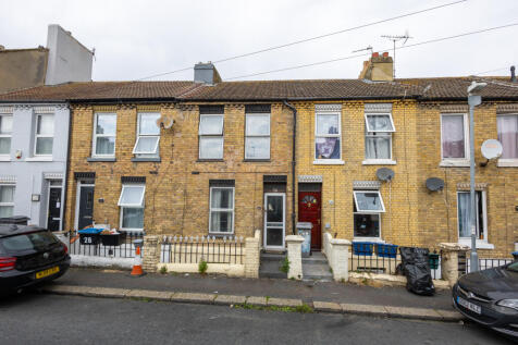 Clarendon Street, Dover, CT17 3 bed semi